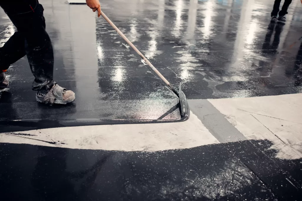 Asphalt Sealcoating